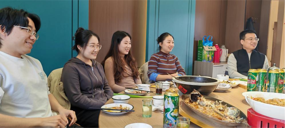 हलिडे चीयर अप गर्नुहोस् र नयाँ सुरुवात अनबक्स गर्नुहोस्